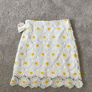 NWT Altar’d Stare White Daisy Lace Mini Skirt